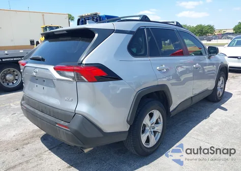 2019 Toyota Rav4 Xle из США, поврежденный, VIN JTMW1RFV2KD024228